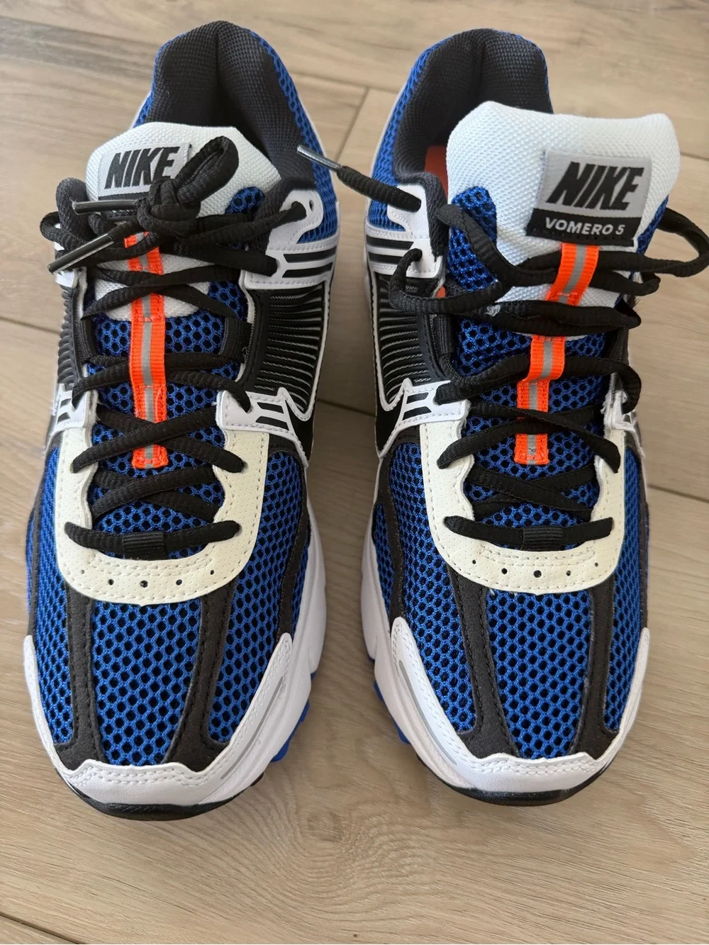 Nike Kids Vomero 5 Sneakers in Blue, Black, White with Orange Stripe